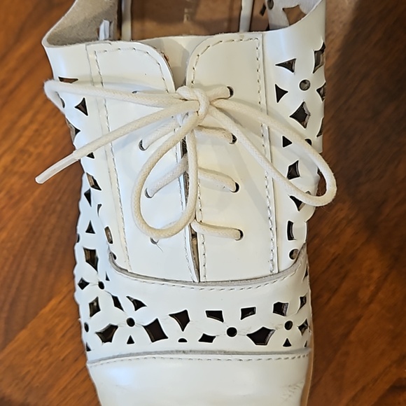 All Black Cream Lace Up Oxfords - Picture 4 of 9